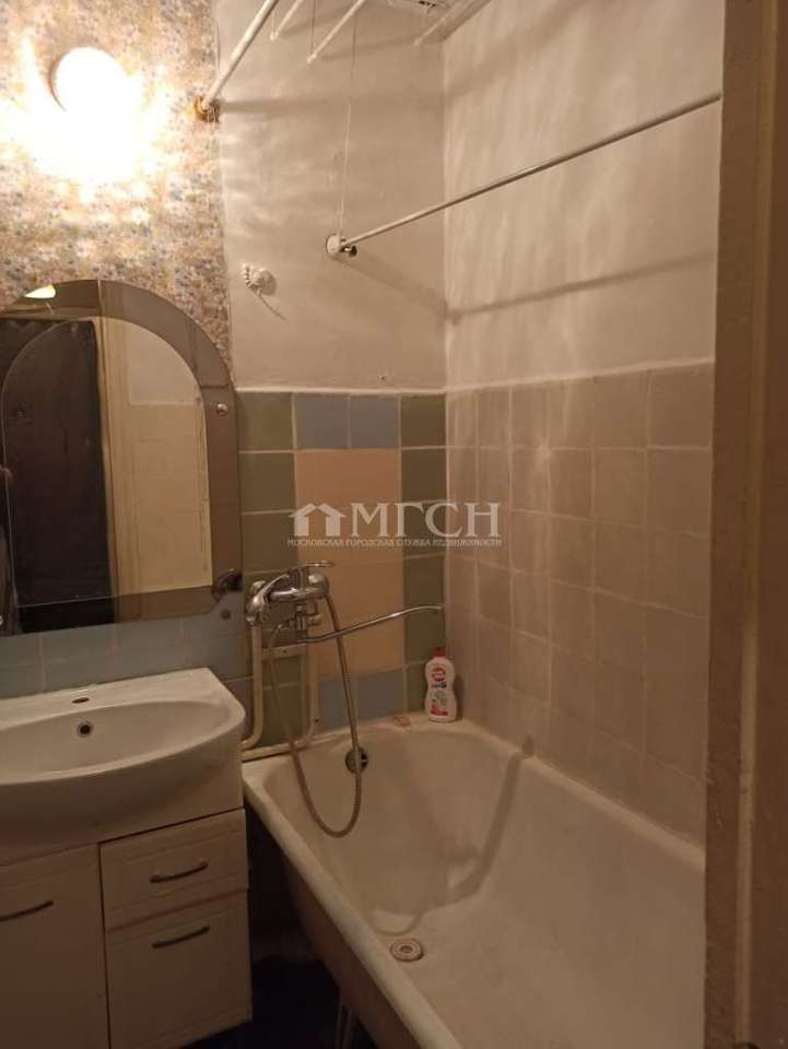 Продается 2-комнатная квартира, площадью 38.40 кв.м. Москва, улица Челябинская, дом 22к2