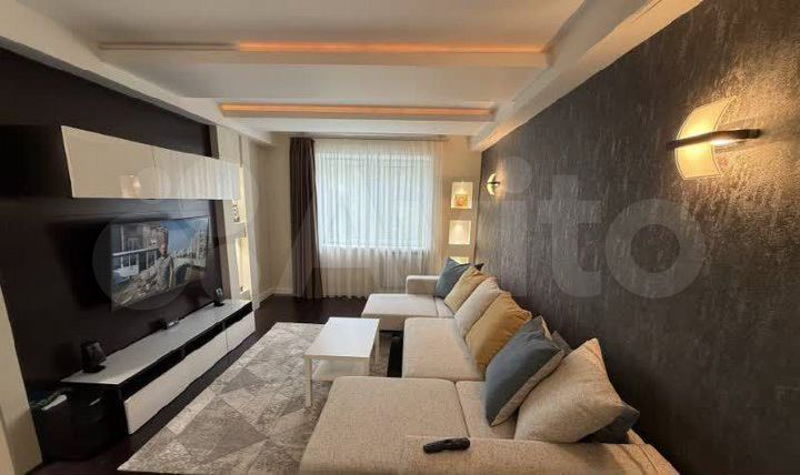 Продается 2-комнатная квартира, площадью 56.00 кв.м. Москва, улица Сосинская, дом 6