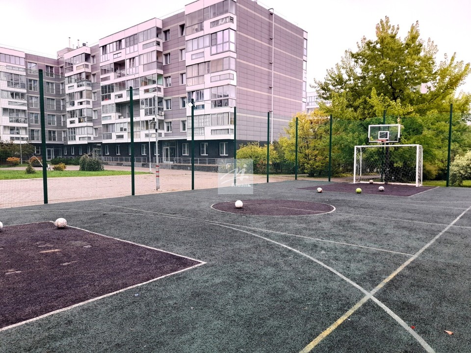 Продается 2-комнатная квартира, площадью 73.50 кв.м. Московская область, Одинцовский район, село Ромашково, проезд Рублевский, дом 40к2А