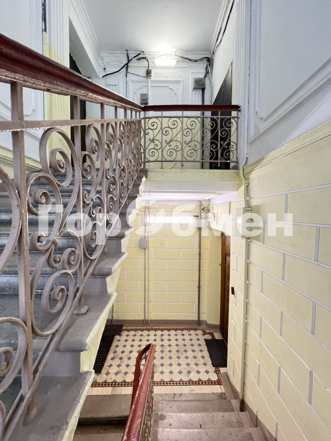 Продается 5-комнатная квартира, площадью 95.20 кв.м. Москва, Цветной бульвар, дом 21стр6