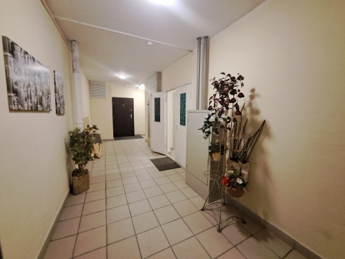 Продается 2-комнатная квартира, площадью 70.60 кв.м. Москва, Московский проспект