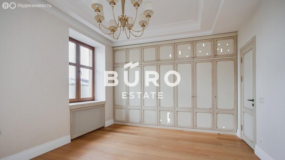 Продается 4-комнатная квартира, площадью 129.00 кв.м. Москва, улица Большая Садовая, дом 5к1