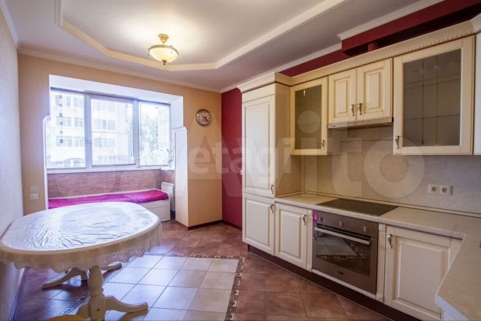 Продается 2-комнатная квартира, площадью 56.10 кв.м. Московская область, Одинцовский район, поселок городского типа Заречье, улица Университетская, дом 1