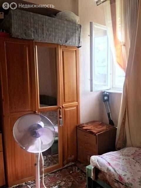 Продается 1-комнатная квартира, площадью 19.40 кв.м. Москва, Аминьевское шоссе, дом 15