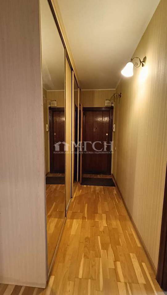 Продается 2-комнатная квартира, площадью 52.50 кв.м. Москва, Маршала Жукова проспект, дом 17