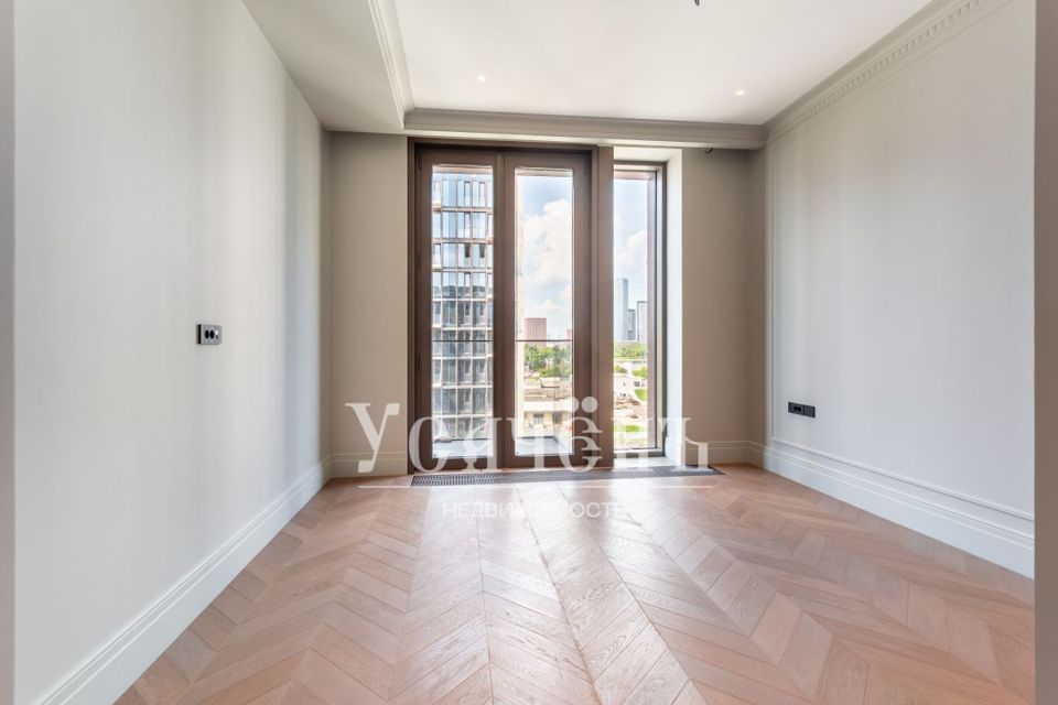 Продается 2-комнатная квартира, площадью 65.00 кв.м. Москва, улица Братьев Фонченко