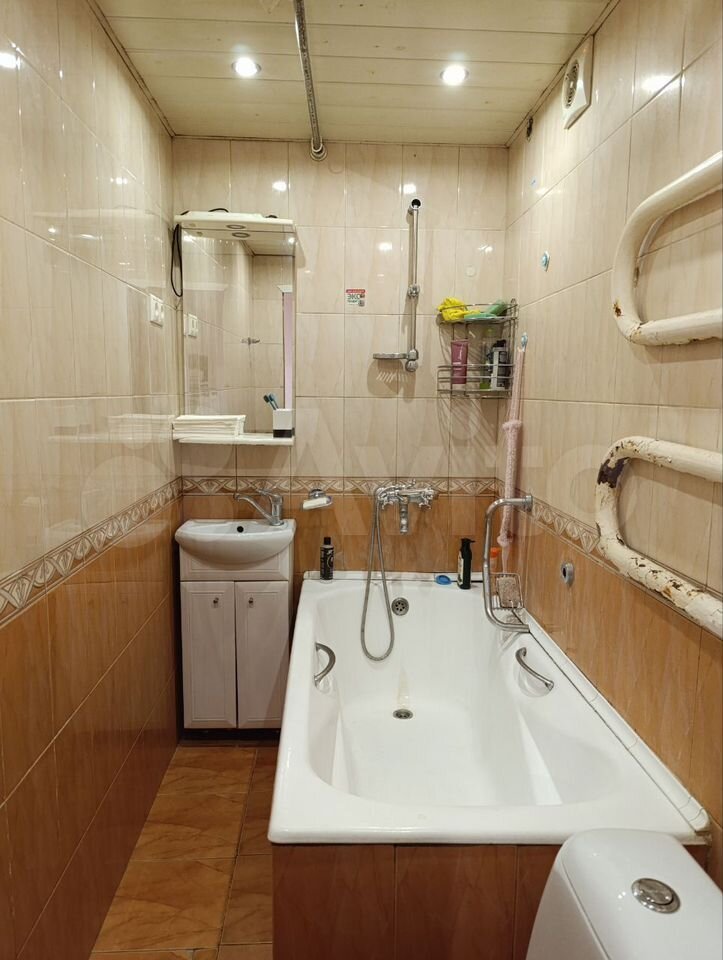 Продается 1-комнатная квартира, площадью 39.00 кв.м. Московская область, Раменский район, город Раменское, улица Десантная, дом 50