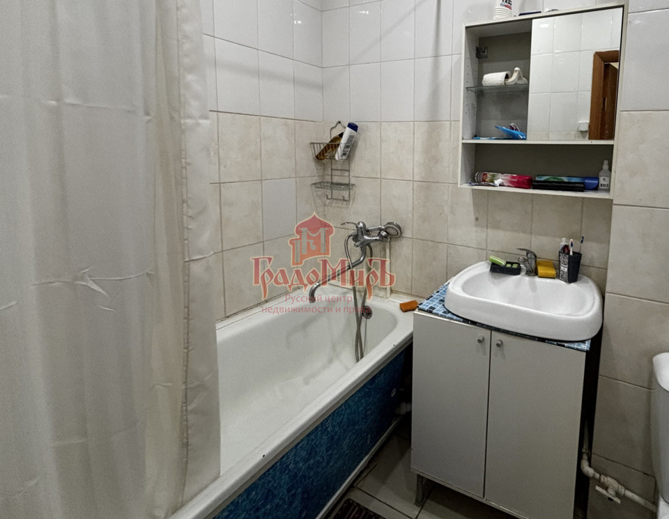 Продается 1-комнатная квартира, площадью 38.40 кв.м. Московская область, Наро-Фоминский городской округ, город Апрелевка, переулок Цветочный переулок Улица, дом 15