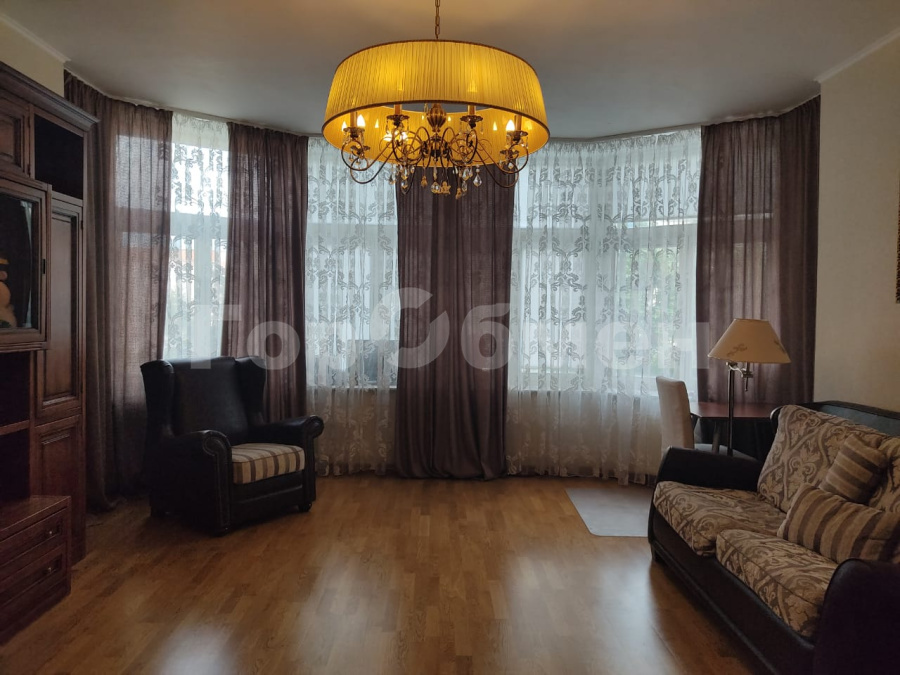 Продается 2-комнатная квартира, площадью 72.00 кв.м. Москва, улица Воронцовская, дом 25стр1
