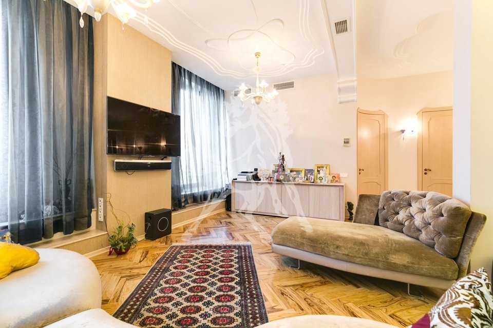 Продается 4-комнатная квартира, площадью 165.40 кв.м. Москва, переулок Чапаевский, дом 3