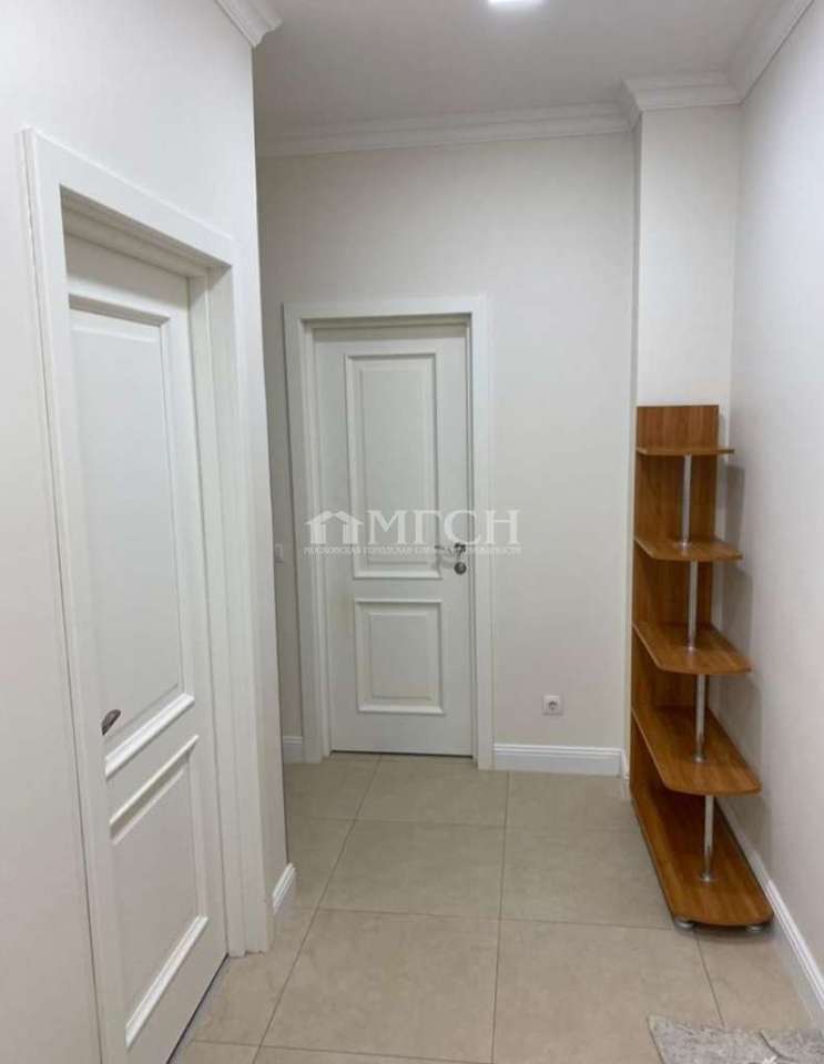 Продается 2-комнатная квартира, площадью 43.30 кв.м. Москва, улица Менжинского, дом 13к1