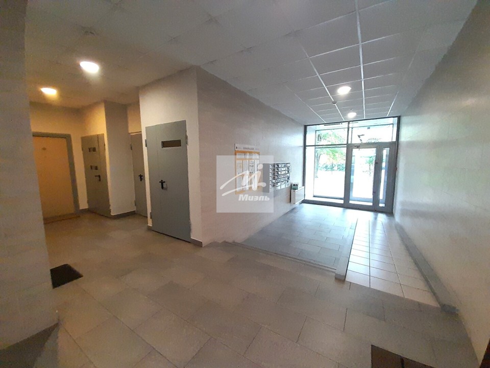 Продается 2-комнатная квартира, площадью 73.50 кв.м. Московская область, Одинцовский район, село Ромашково, проезд Рублевский, дом 40к2А