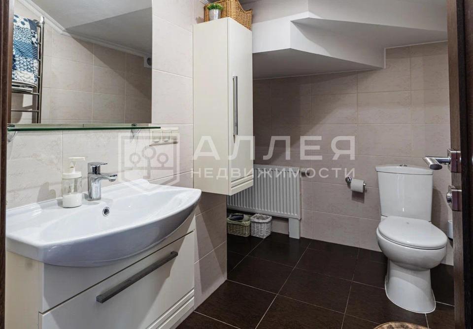 Продается дом, площадью 270.00 кв.м. Московская область, Истра городской округ, деревня Новинки