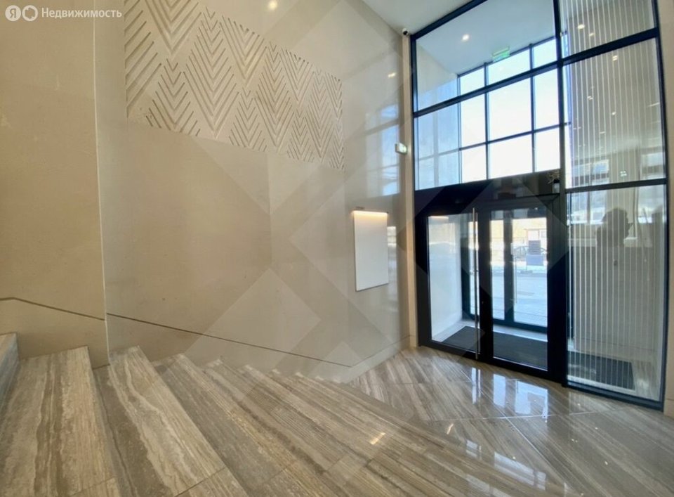 Продается 2-комнатная квартира, площадью 54.00 кв.м. Москва, улица Нежинская, дом 3А