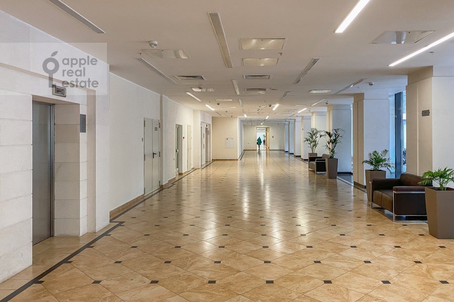 Продается 4-комнатная квартира, площадью 154.00 кв.м. Москва, переулок Казарменный, дом 3