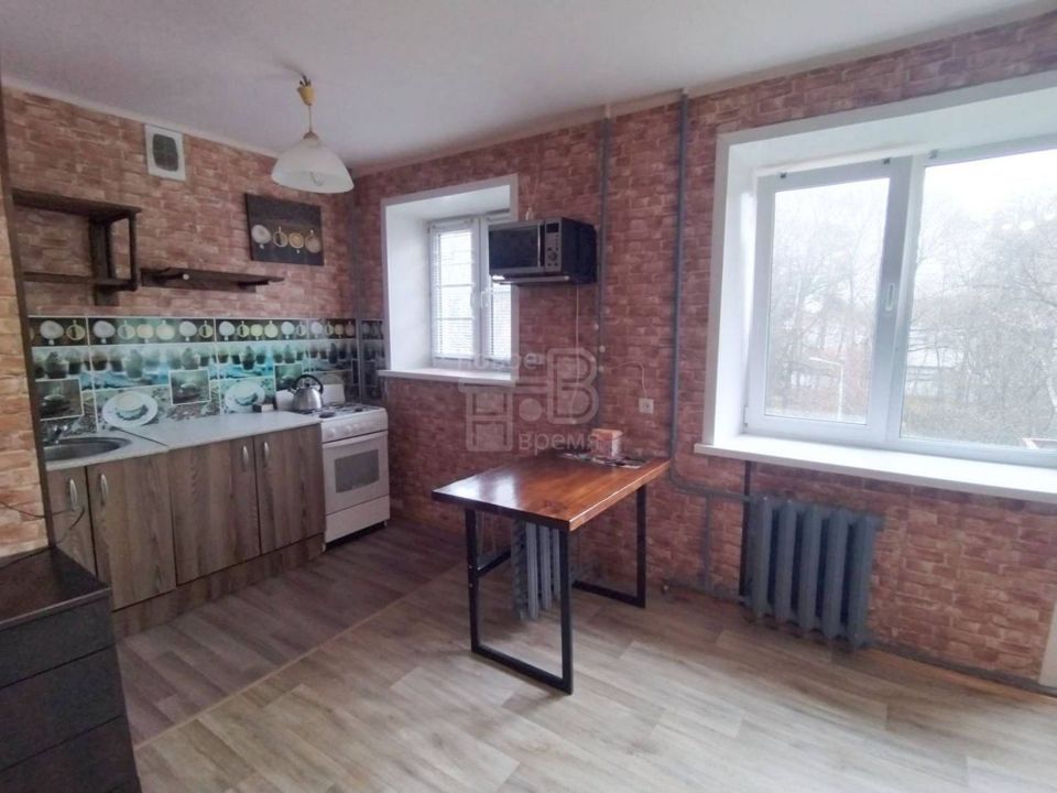 Продается 1-комнатная квартира, площадью 21.20 кв.м. Московская область, Орехово-Зуево городской округ, город Ликино-Дулёво, улица Степана Морозкина, дом 12