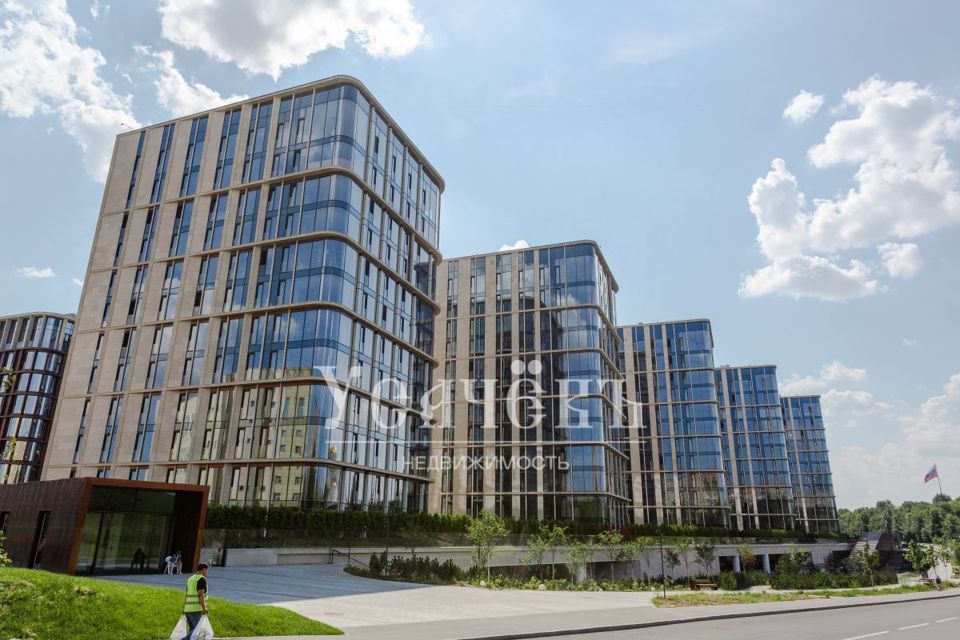 Продается 7-комнатная квартира, площадью 420.00 кв.м. Москва, улица Братьев Фонченко