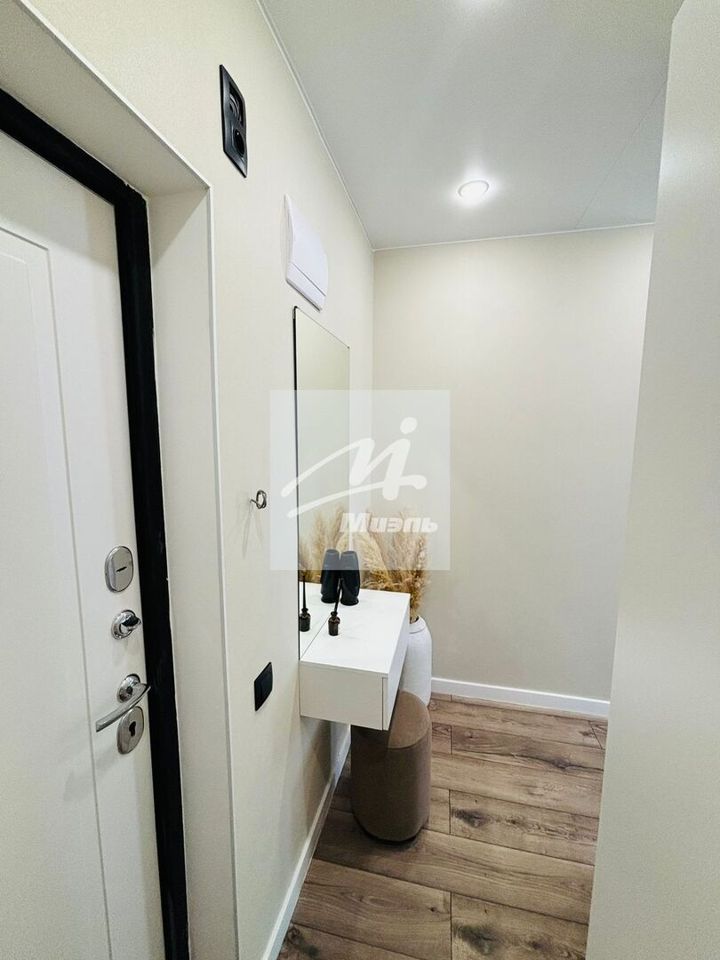 Продается 1-комнатная квартира, площадью 30.00 кв.м. Москва, Кутузовский проспект, дом 9к1