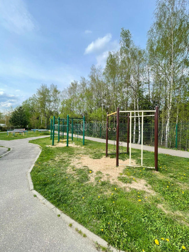 Продается 2-комнатная квартира, площадью 49.20 кв.м. Московская область, Пушкинский район, дачный поселок Зеленоградский, улица Островского, дом 13