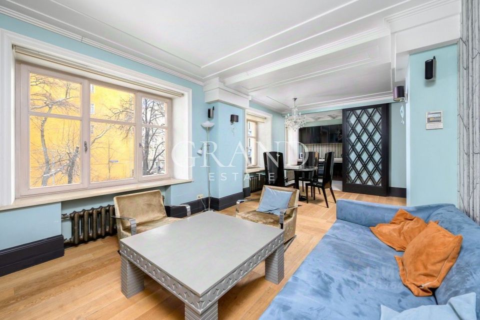 Продается 3-комнатная квартира, площадью 90.00 кв.м. Москва, переулок Козихинский Большой, дом 19/6