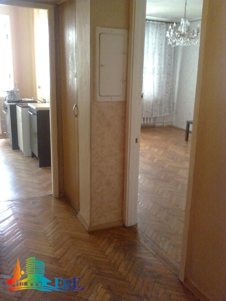 Продается 3-комнатная квартира, площадью 66.00 кв.м. Москва, Комсомольский проспект, дом 15с1