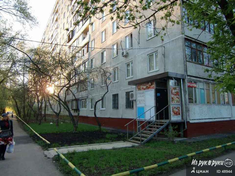 Продается 3-комнатная квартира, площадью 64.00 кв.м. Москва, улица Декабристов, дом 43