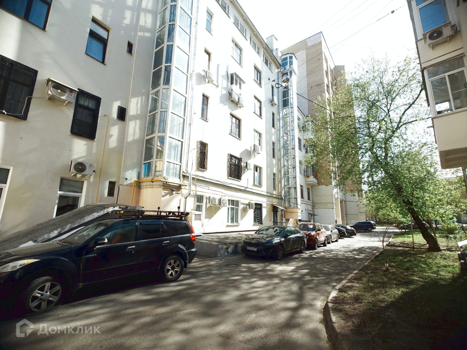 Продается 1-комнатная квартира, площадью 15.50 кв.м. Москва, улица Покровка, дом 41