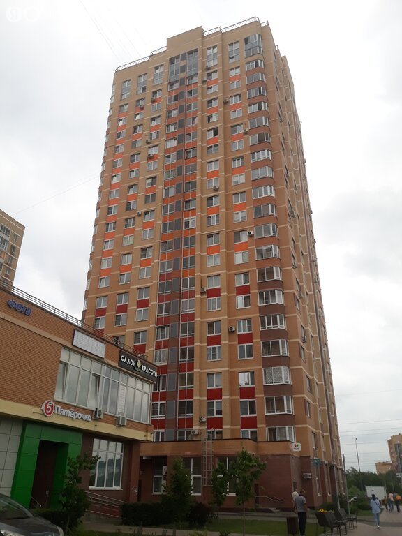 Продается 1-комнатная квартира, площадью 39.90 кв.м. Москва, город Щербинка, улица Барышевская Роща, дом 24