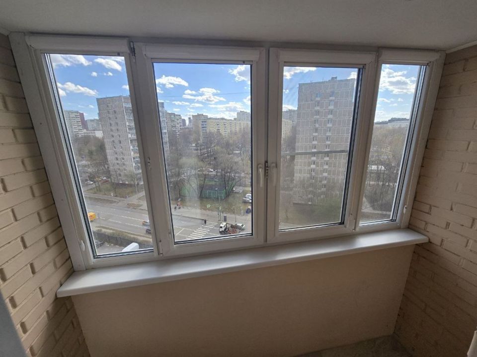 Продается 2-комнатная квартира, площадью 60.00 кв.м. Москва, улица Нежинская, дом 16