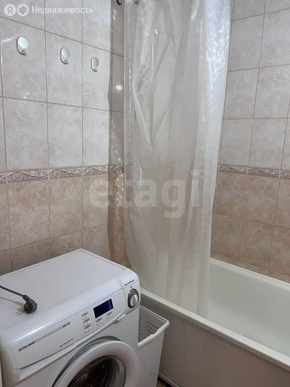 Продается 2-комнатная квартира, площадью 54.10 кв.м. Москва, улица Никулинская, дом 23к3