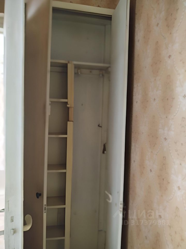 Продается 3-комнатная квартира, площадью 73.00 кв.м. Москва, улица Маршала Василевского, дом 1к1