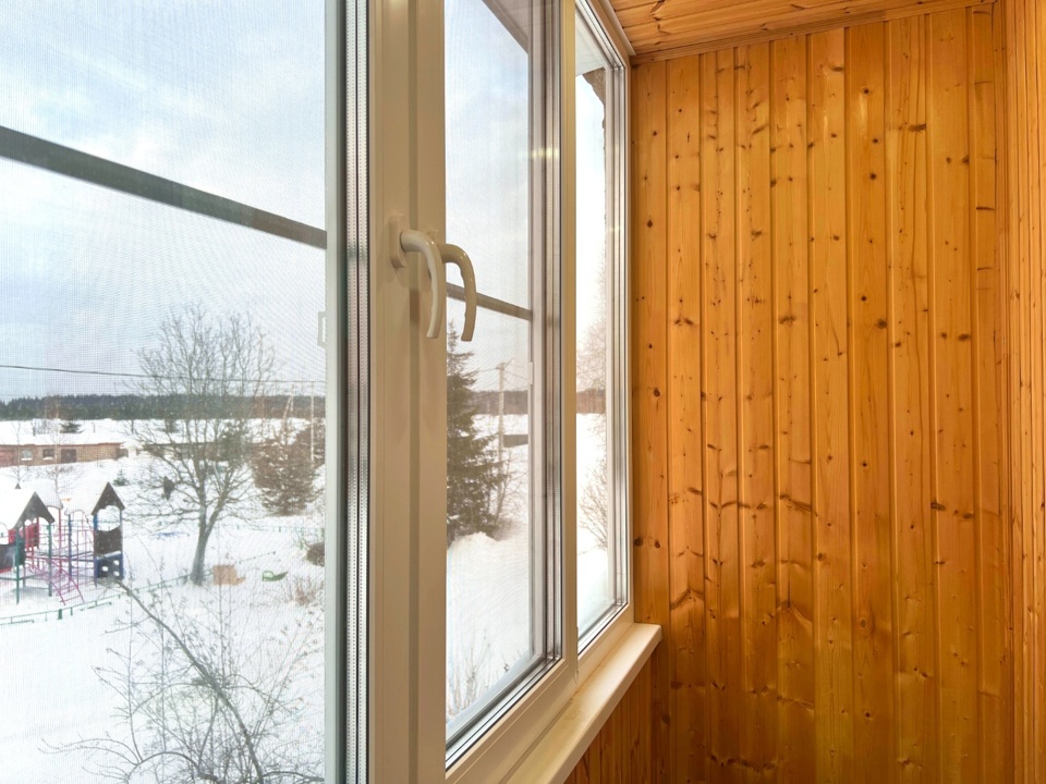 Продается 2-комнатная квартира, площадью 56.00 кв.м. Московская область, Волоколамский район, деревня Рахманово, дом 2А