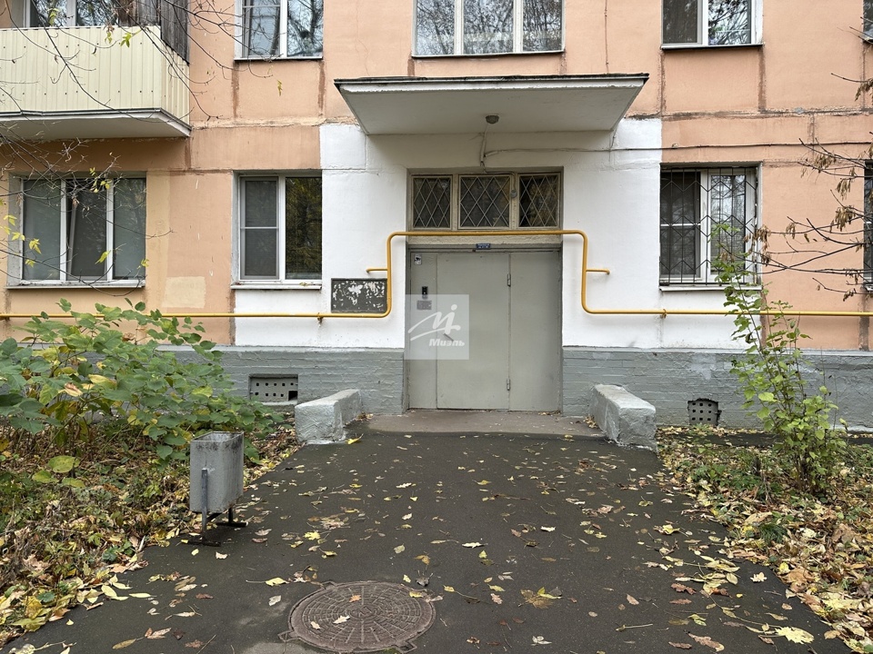 Продается 2-комнатная квартира, площадью 43.40 кв.м. Москва, Звездный бульвар, дом 38к2