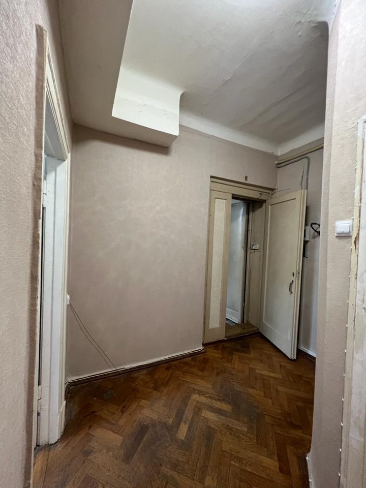 Продается 2-комнатная квартира, площадью 51.20 кв.м. Москва, переулок Каретный Большой
