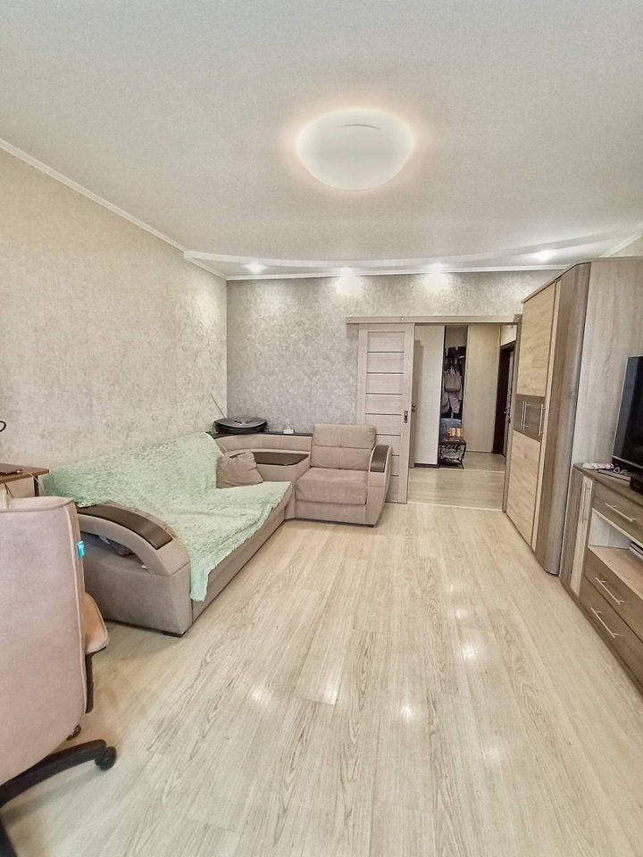 Продается 3-комнатная квартира, площадью 72.90 кв.м. Москва, улица Синявинская, дом 11к12