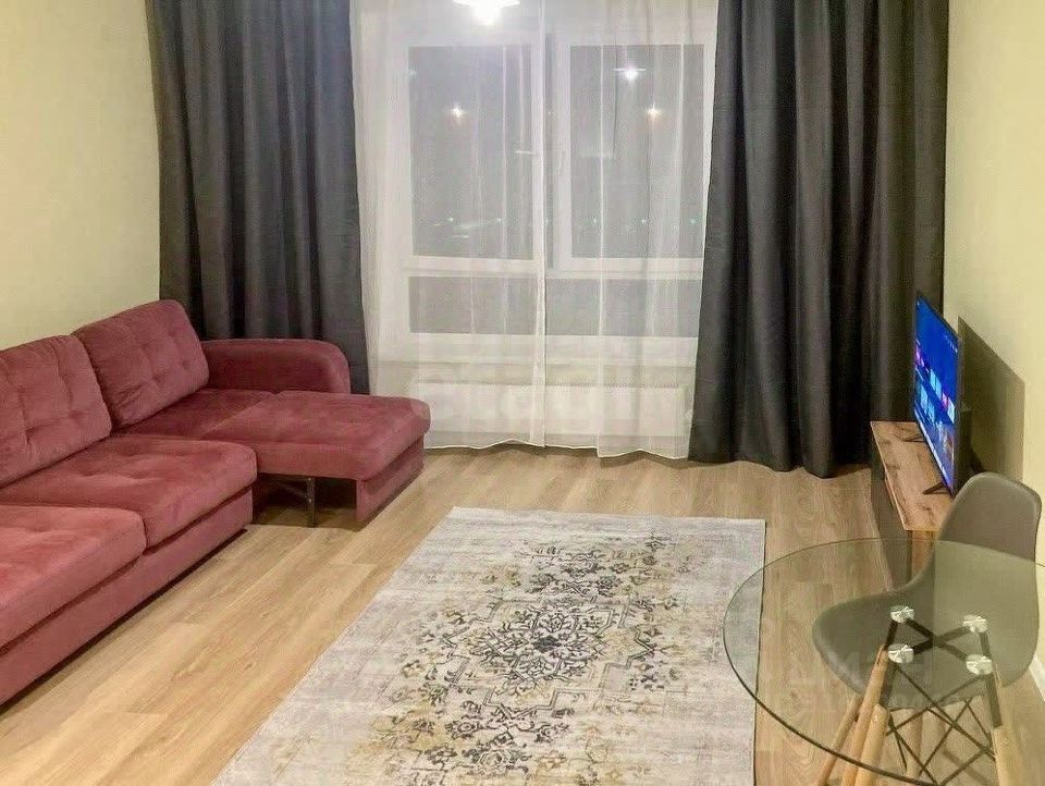 Продается 1-комнатная квартира, площадью 23.50 кв.м. Московская область, Красногорск городской округ, поселок Ильинское-Усово, улица Заповедная, дом 10