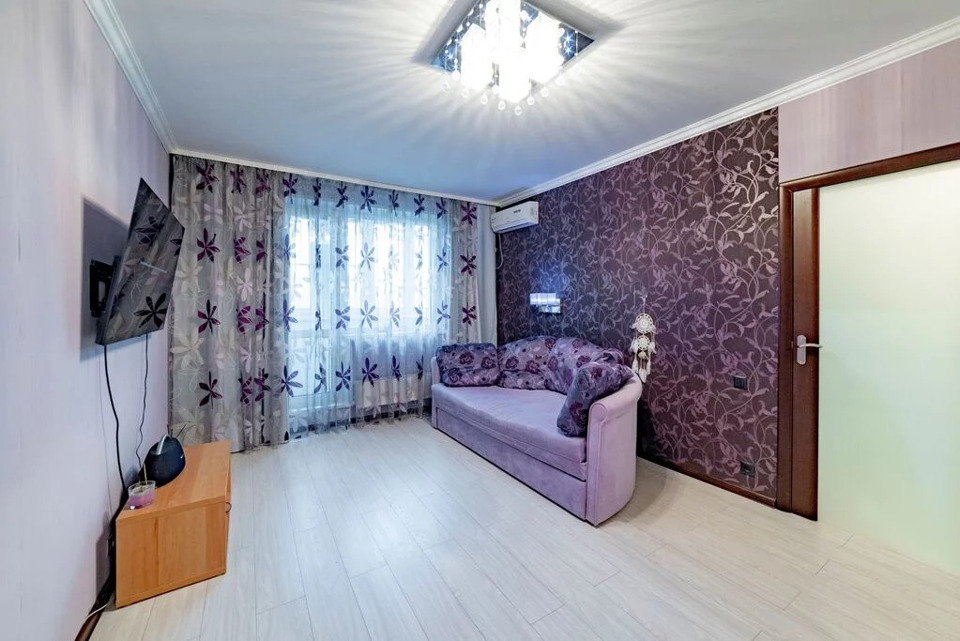 Продается 1-комнатная квартира, площадью 38.00 кв.м. Москва, улица Демьяна Бедного, дом 2к4