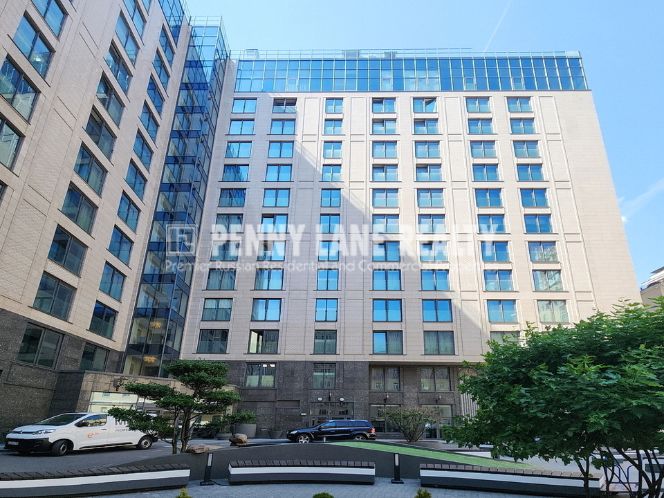 Продается 2-комнатная квартира, площадью 61.00 кв.м. Москва, улица Большая Садовая