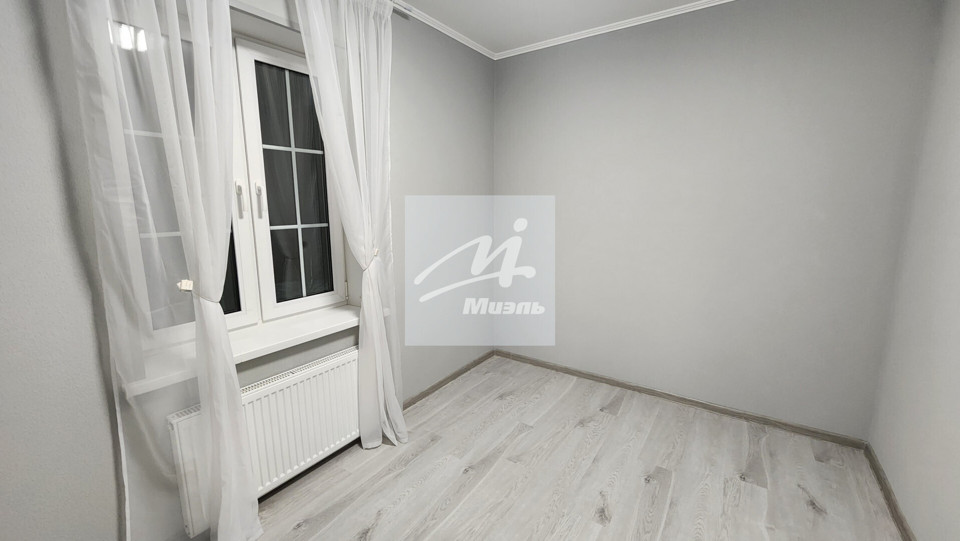 Продается 1-комнатная квартира, площадью 25.00 кв.м. Московская область, Химки городской округ, поселок Лунёво, улица Гаражная