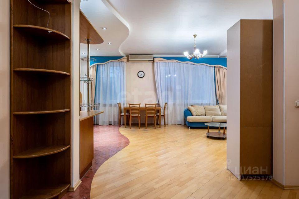 Продается 3-комнатная квартира, площадью 87.10 кв.м. Москва, проезд 2-й Сетуньский, дом 13к2