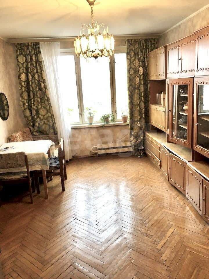 Продается 3-комнатная квартира, площадью 49.00 кв.м. Москва, улица Бажова, дом 15к2