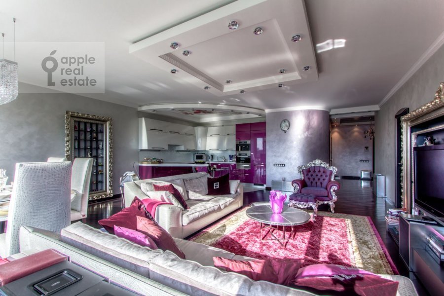 Продается 2-комнатная квартира, площадью 118.00 кв.м. Москва, улица Нежинская, дом 1к2