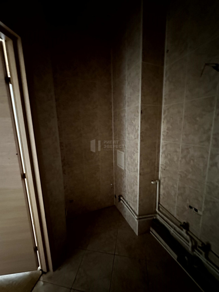 Продается 3-комнатная квартира, площадью 87.60 кв.м. Москва, улица Молчановка Большая, дом 15