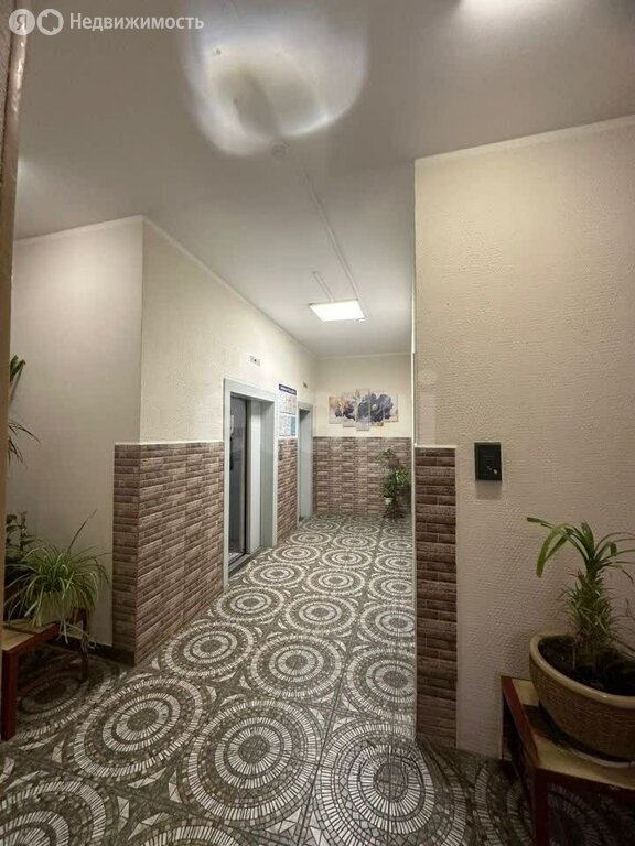 Продается 2-комнатная квартира, площадью 60.00 кв.м. Москва, улица Загорьевская, дом 17