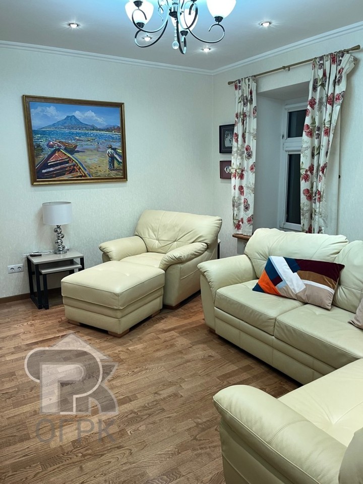 Продается 3-комнатная квартира, площадью 74.30 кв.м. Москва, переулок Нижний Кисельный