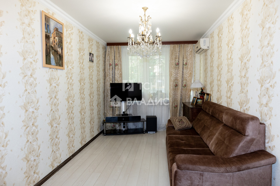 Продается 3-комнатная квартира, площадью 56.80 кв.м. Москва, проезд Шмитовский, дом 43