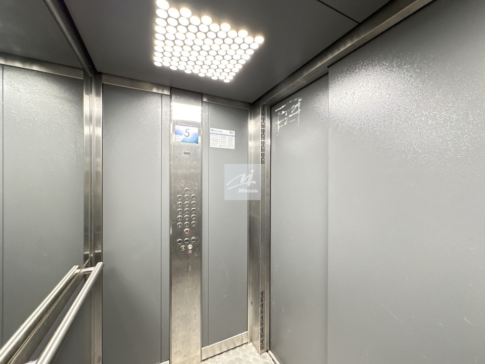 Продается 1-комнатная квартира, площадью 41.80 кв.м. Москва, Мичуринский проспект, дом 9