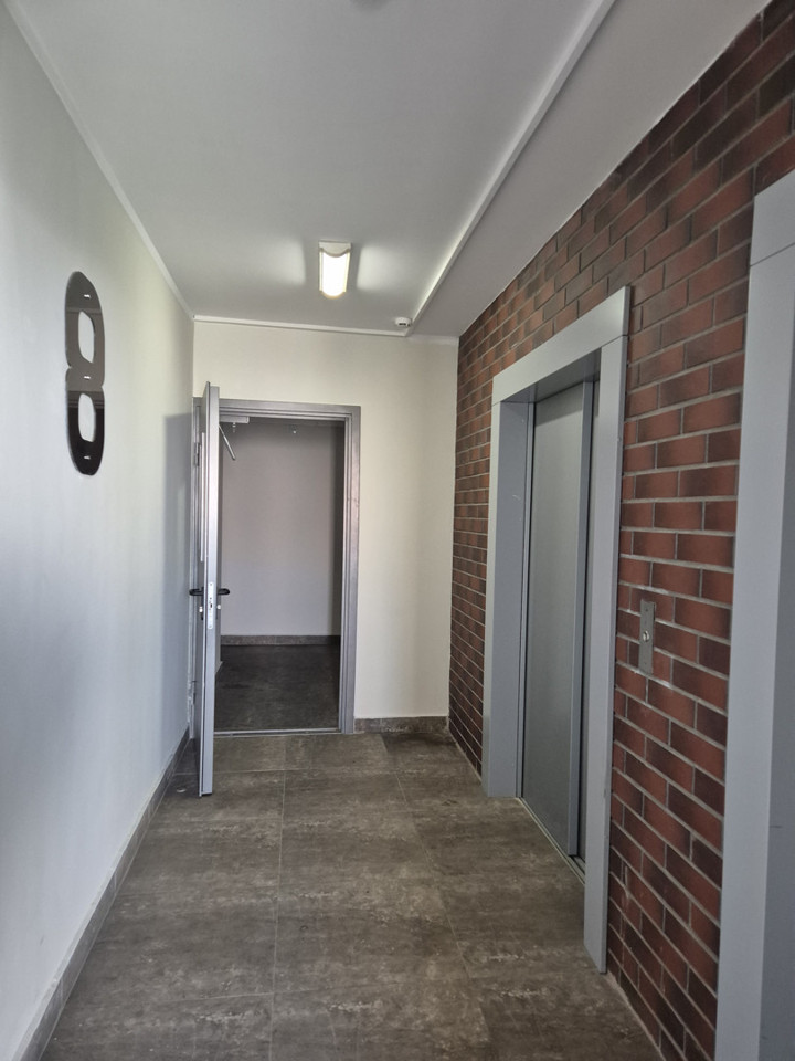 Продается 2-комнатная квартира, площадью 55.70 кв.м. Москва, Московский проспект