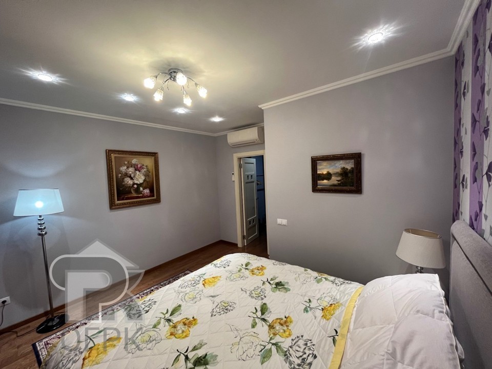 Продается 3-комнатная квартира, площадью 74.30 кв.м. Москва, переулок Нижний Кисельный