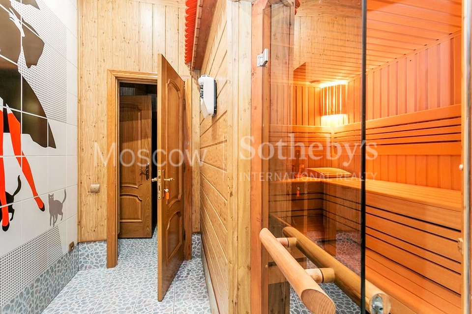 Продается 6-комнатная квартира, площадью 325.00 кв.м. Москва, улица Мясницкая, дом 24/7стр1